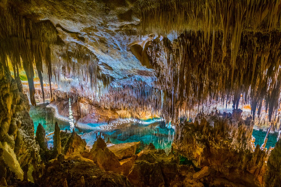 Höhlen entdecken beim Caving