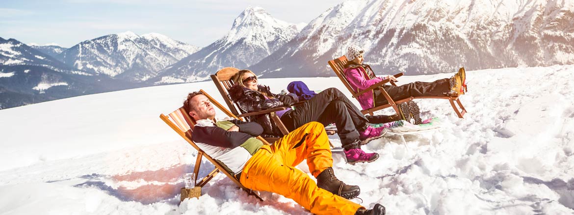 Sicher reisen in der Sonne: Schutz für Haut, Augen und Gesundheit